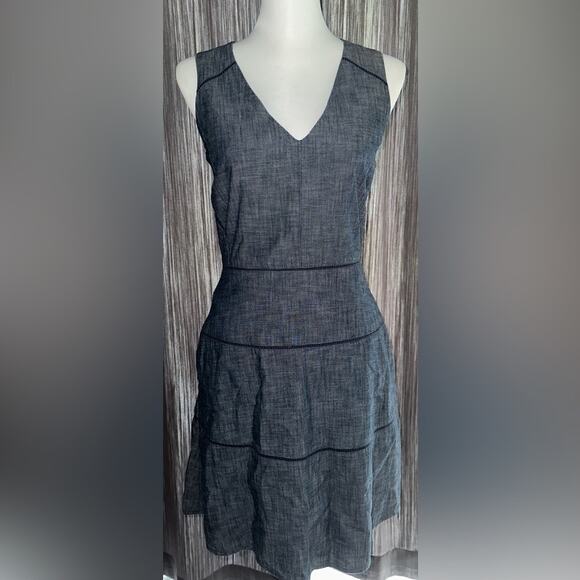 GAP Dresses & Skirts - GAP Blue and White V Neck Dress Size 0